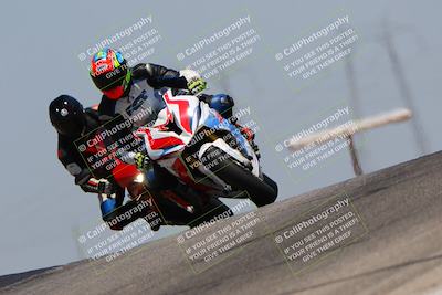 media/May-22-2023-Fastrack Riders (Mon) [[ae7626d9d8]]/Level 2/1230pm (Outside Grapevine)/